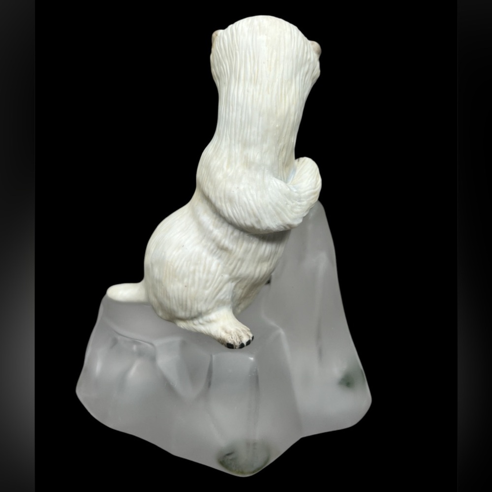 VTG Sea Pup Otter Figurine Porcelain Crystal Ice 1989 Winter Snow Holiday Gift - Picture 3 of 13